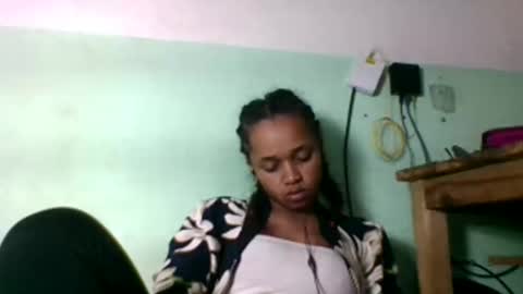 nandrianina416143 online show from March 12, 8:28 am