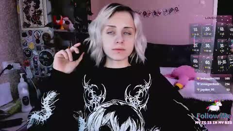 Monday-Friday 12-4 AM and 6-9 AM New York time online show from December 22, 3:20 am