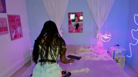 Naomi online show from March 23, 7:31 pm