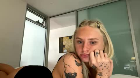 Naomi Anderrson online show from October 13, 3:20 am