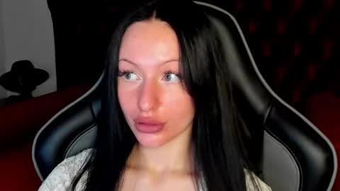 Naomi online show from November 12, 6:11 am