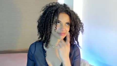 Snapshot of naomidawsonn chatting on September 12, 12:33 am naomidawson online show from September 12, 12:33 am