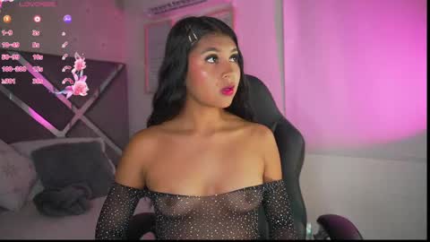 Naomi-Gray  online show from May 16, 7:13 pm