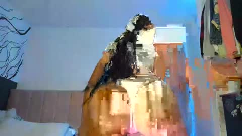 Snapshot of naomii1020 chatting on March 4, 12:50 am Naomii online show from March 4, 12:50 am