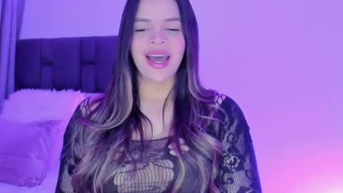 Naomi online show from October 31, 2:24 am