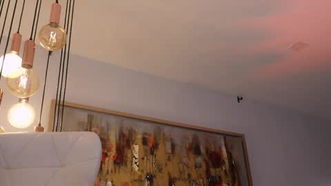 Naomi online show from May 21, 1:53 pm