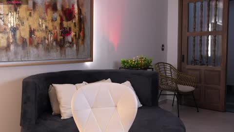 Naomi online show from April 2, 1:08 pm