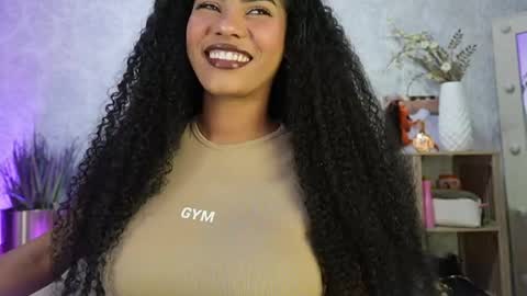 Naomi     online show from May 1, 5:54 am
