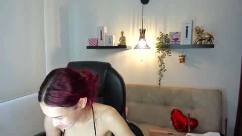 Naomy Stanley online show from May 18, 8:48 pm