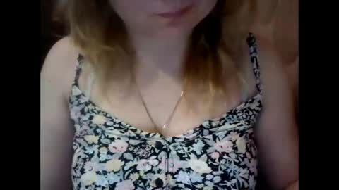 Snapshot of narcisjill chatting on March 4, 5:13 pm NarcisJill online show from March 4, 5:13 pm