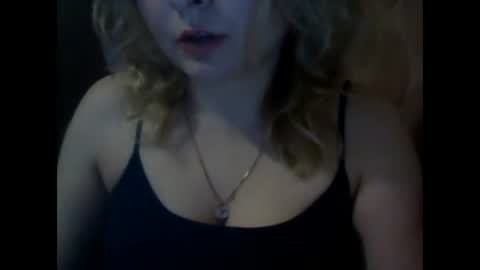 Snapshot of narcisjill chatting on December 9, 12:23 am NarcisJill online show from December 9, 12:23 am