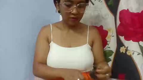 narindra884634 online show from March 22, 9:15 am