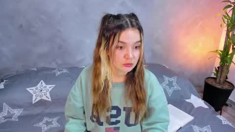 Nashly Fontana online show from March 26, 3:19 am