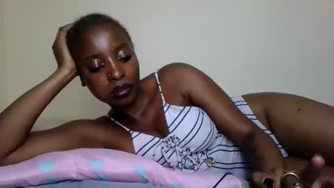 nastyivy1 online show from June 10, 7:01 pm