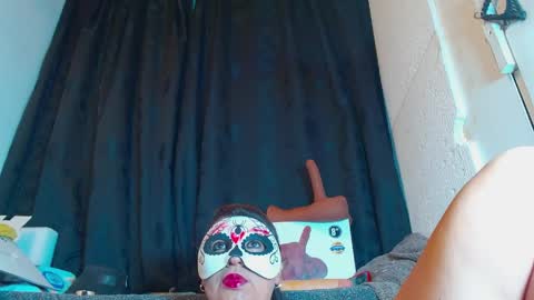 SAMMIE online show from April 13, 1:12 pm