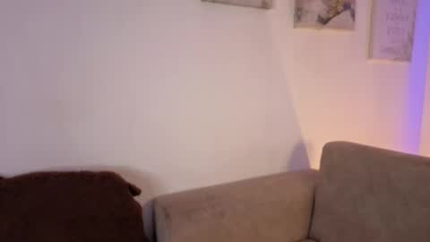 nat_carter_ online show from April 10, 8:59 pm