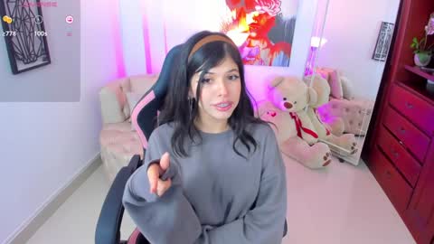 Snapshot of nataasha___ chatting on December 12, 3:10 am NATASHA online show from December 12, 3:10 am