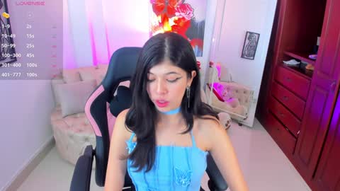 Snapshot of nataasha___ chatting on December 30, 3:14 am NATASHA online show from December 30, 3:14 am