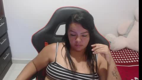Nata Ramirez online show from May 17, 10:36 am
