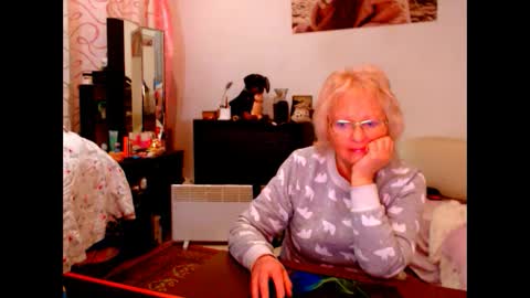 natali online show from February 8, 6:01 am