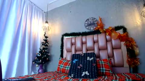 NATALI KIDMAN online show from December 23, 1:56 pm