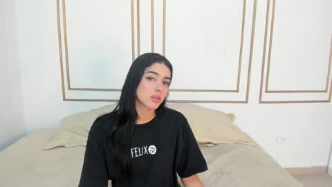 Naty  online show from January 25, 12:30 pm
