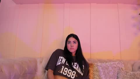 Naty  online show from January 17, 12:31 pm