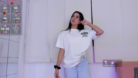 Naty  online show from January 29, 12:24 pm