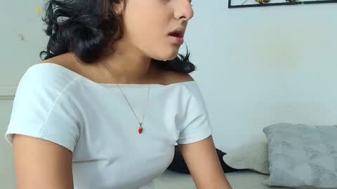 Naty  online show from September 17, 12:25 pm