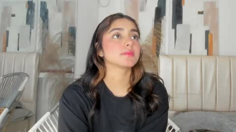 Naty  online show from April 8, 2:41 pm