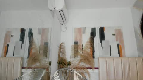 Naty  online show from April 4, 12:04 pm