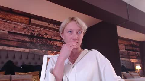 Natalie online show from May 11, 2:45 pm