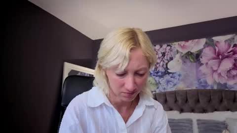 Natalie online show from May 23, 8:45 am