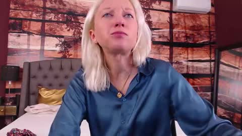 Natalie online show from October 9, 10:19 am