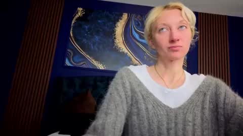 Natalie online show from April 29, 7:11 am