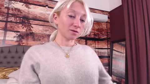 Natalie online show from October 19, 11:34 am