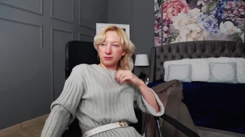 Natalie online show from December 14, 7:29 am
