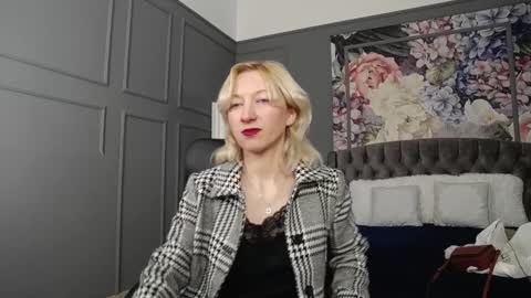 Natalie online show from December 21, 7:56 am