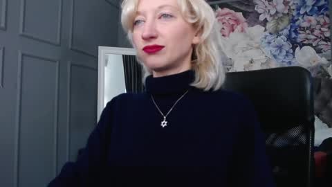 Natalie online show from December 20, 7:22 am