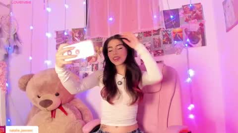       online show from April 12, 4:15 am