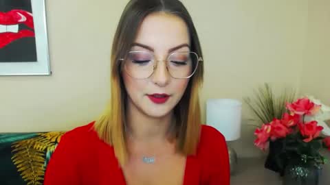 Snapshot of natalie_live chatting on February 12, 7:13 am NatalieSexy online show from February 12, 7:13 am