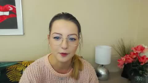 Snapshot of natalie_live chatting on February 11, 7:12 am NatalieSexy online show from February 11, 7:12 am