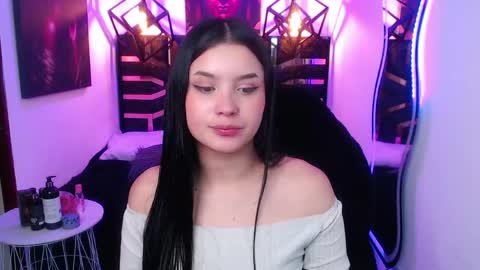 natalie  online show from May 16, 7:35 pm