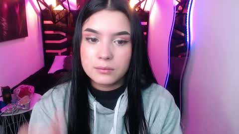 natalie  online show from April 29, 8:03 pm