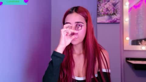 natalliapradas online show from December 15, 4:12 pm