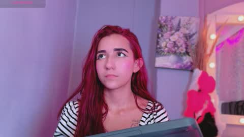 natalliapradas online show from October 16, 8:33 pm