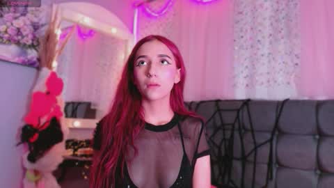 natalliapradas online show from October 18, 2:09 pm