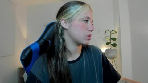 Nataly online show from April 29, 2:37 am
