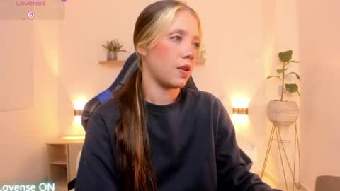 Nataly online show from May 23, 2:10 am