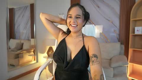 natalycarterx online show from June 4, 2:43 pm